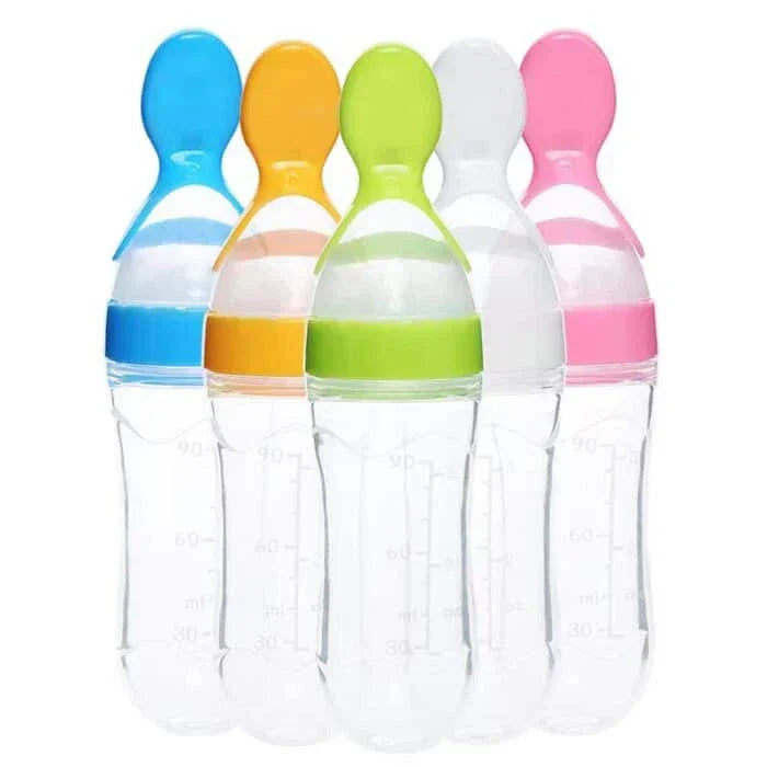 New Born Baby'S Squeeze Feeding Silicon Bottle Spoon Feeder - awanix.pk